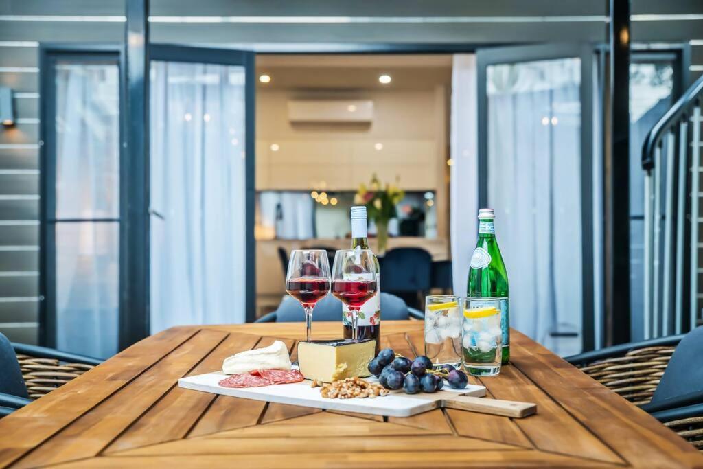 Park Bespoke Brilliance 4bed 2bath Holiday home Melbourne