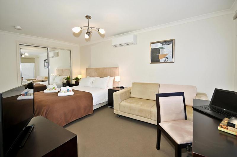 6b - Executive In Large In Brunswick Guest house
