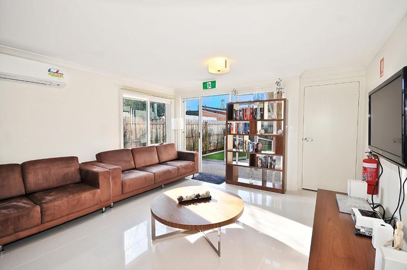Guest house 6b - Executive In Large In Brunswick Melbourne