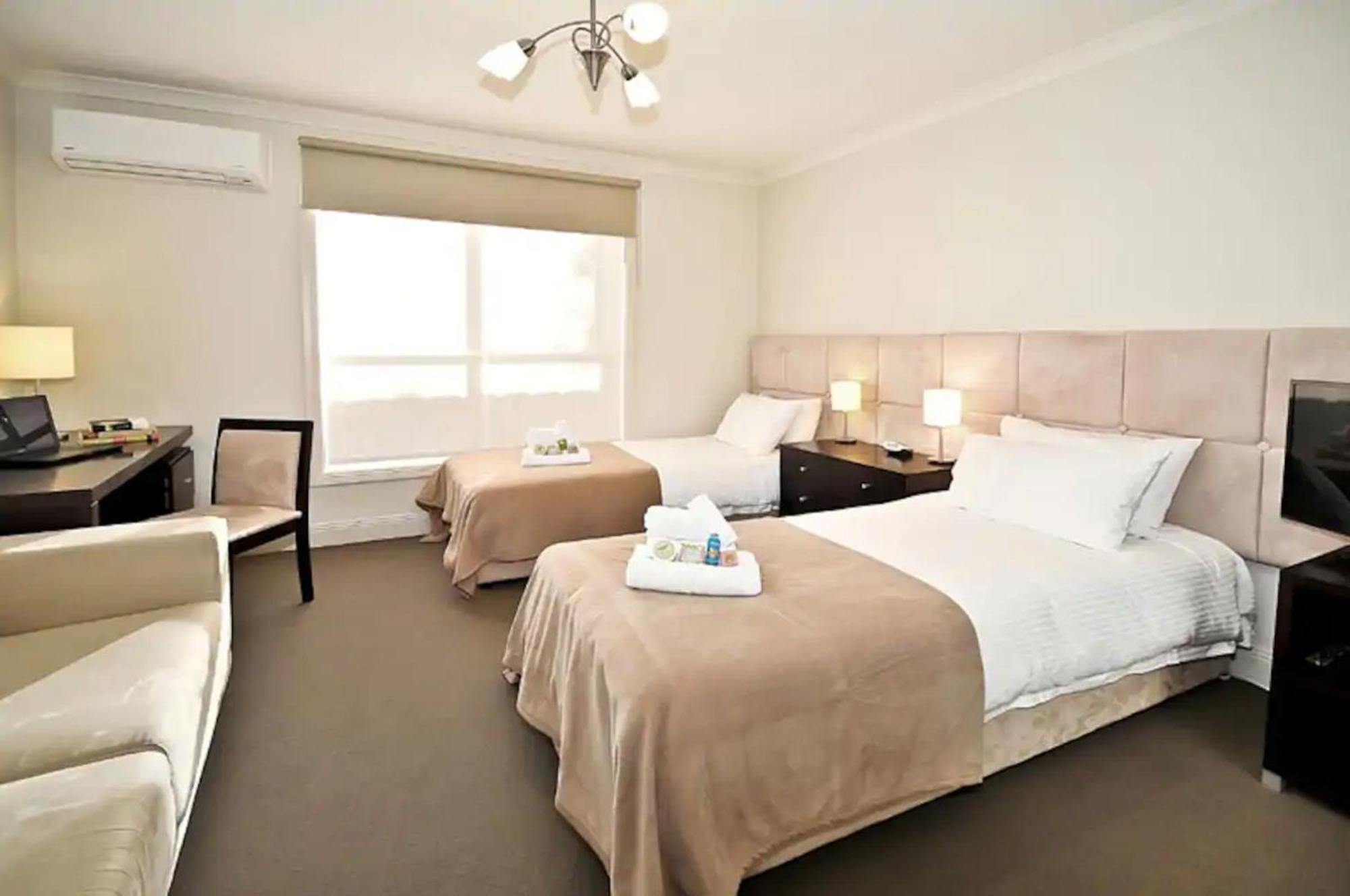 Guest house 6b - Executive In Large In Brunswick