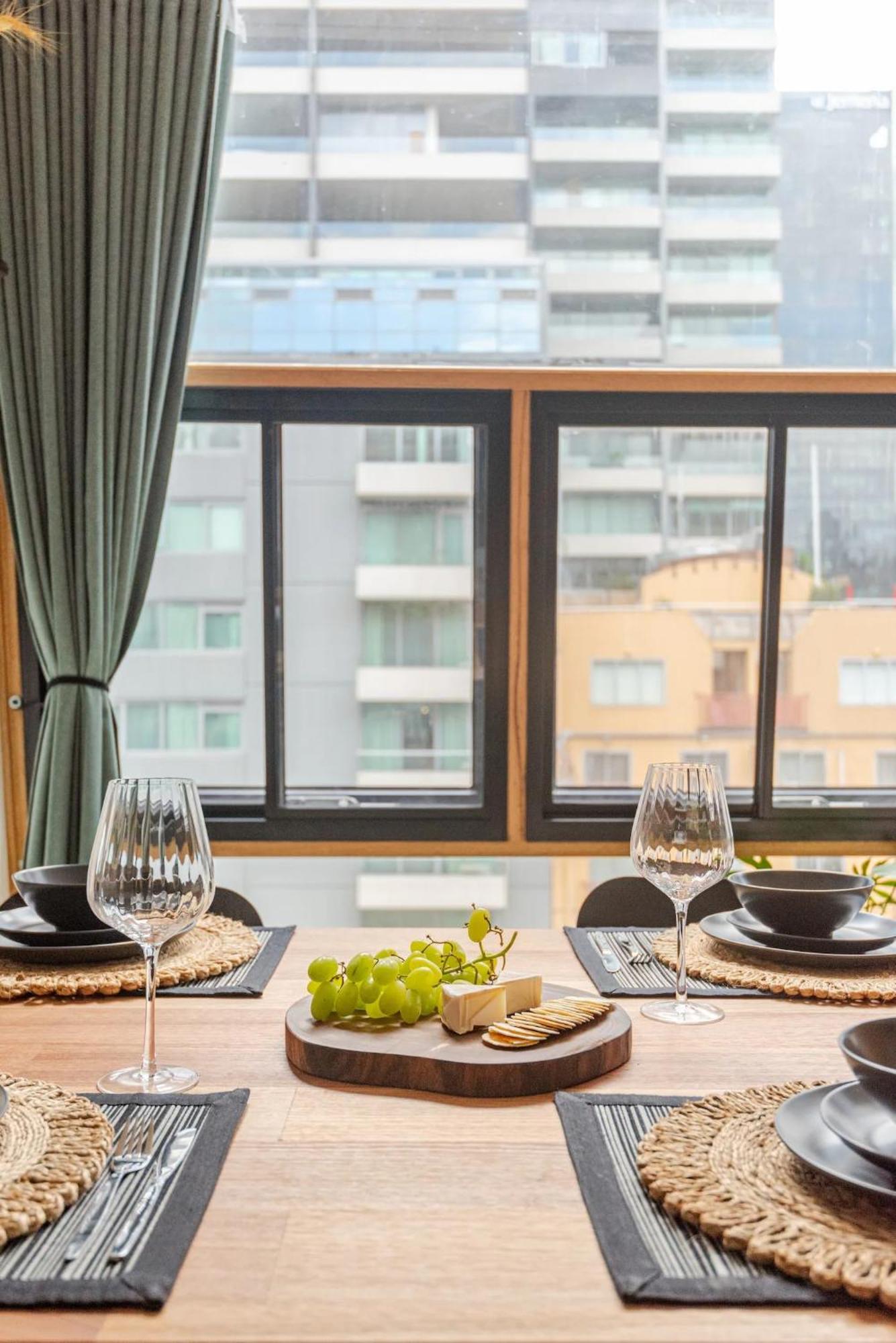 Riverside Cbd Apartment *