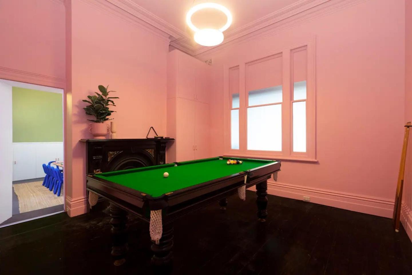 Fitzroy Private - 132 Nicholson *