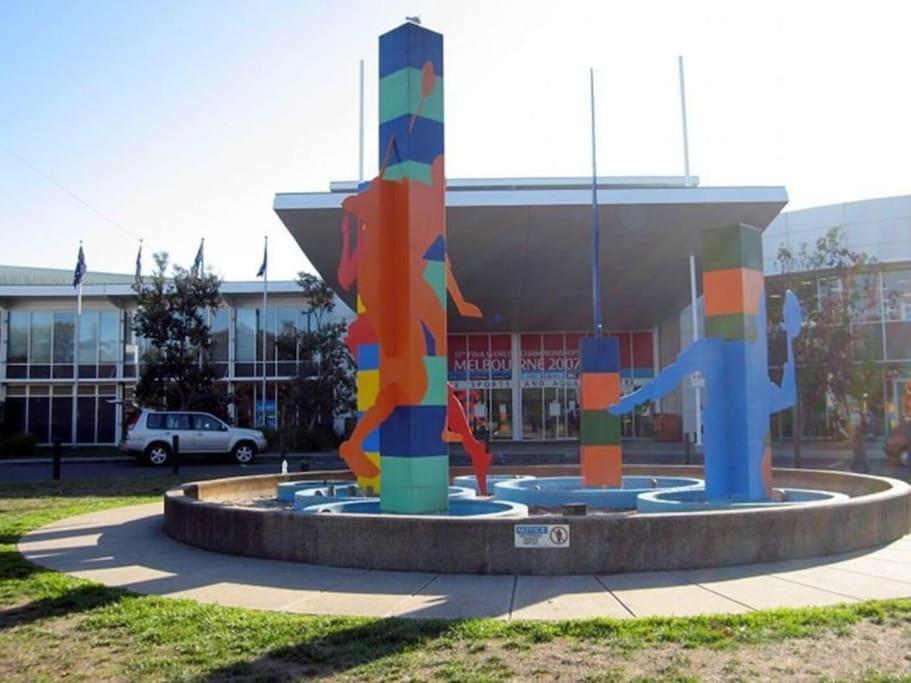 Howes This, A Huge, 1st Class, Dress Circle Holiday home Melbourne
