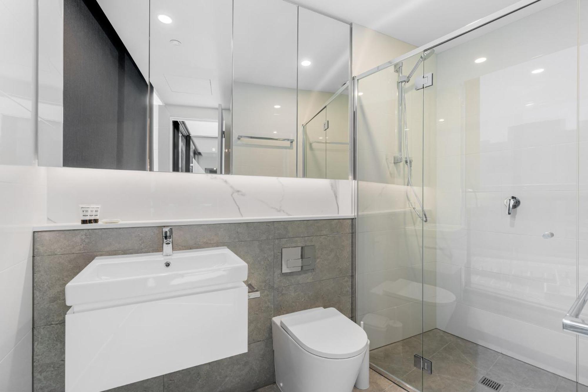 Apartment Remarkable 3-bed With Views & Swimming Pool Melbourne