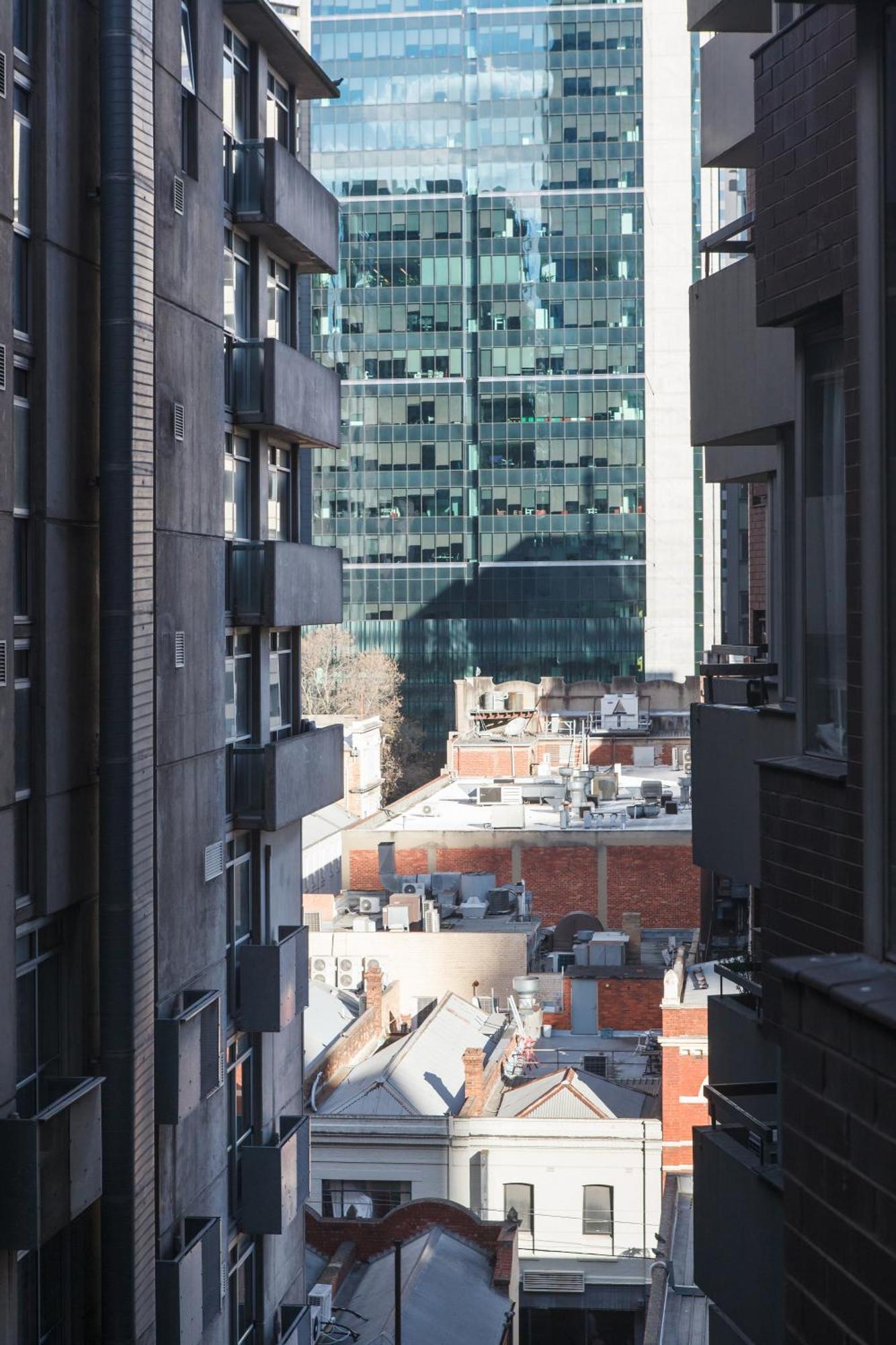 Style - Steps To Emporium & Apartment Melbourne