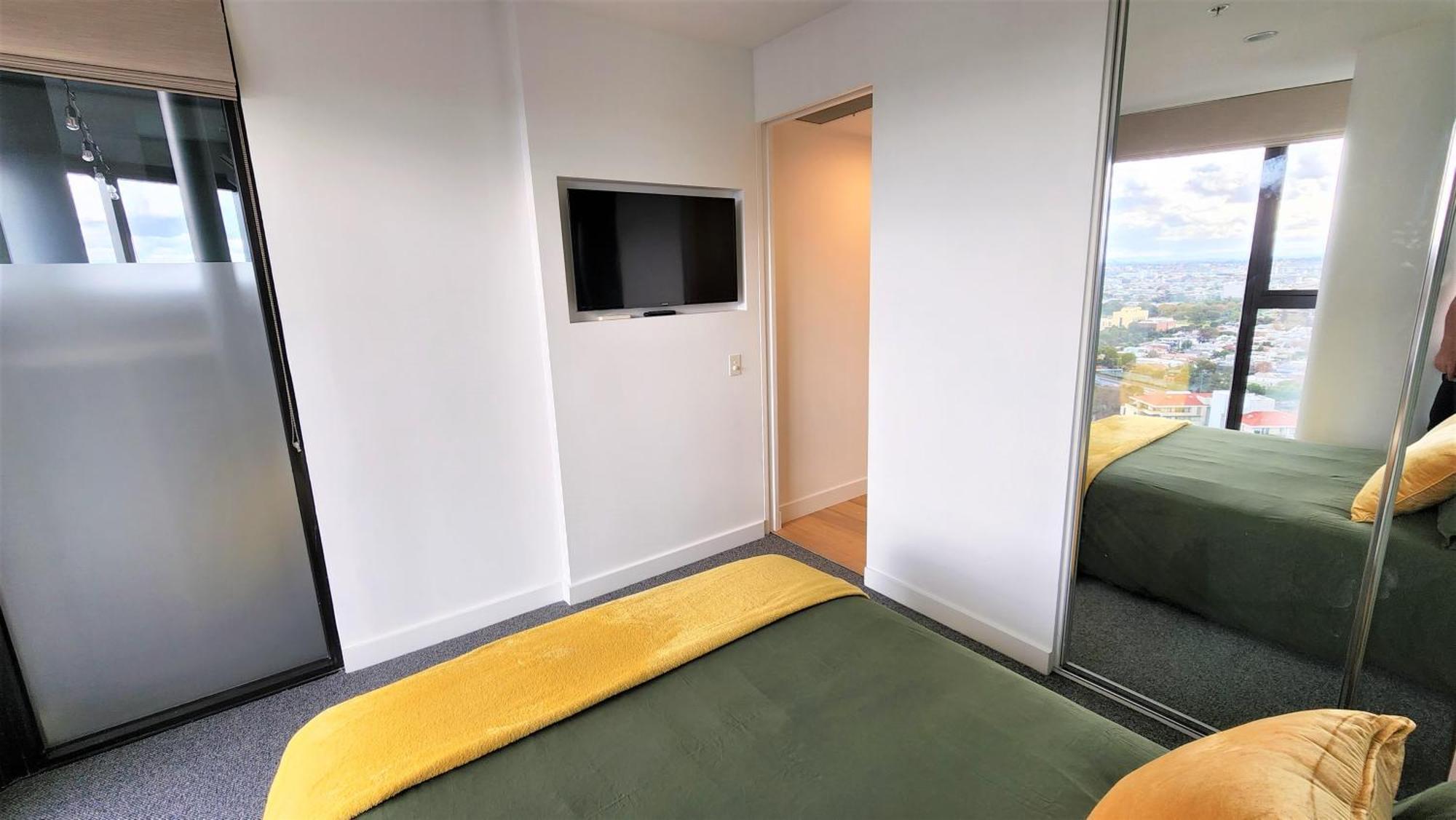 Sky-high South Yarra Luxury 2 Bed Sleeping Up To 4 * Melbourne