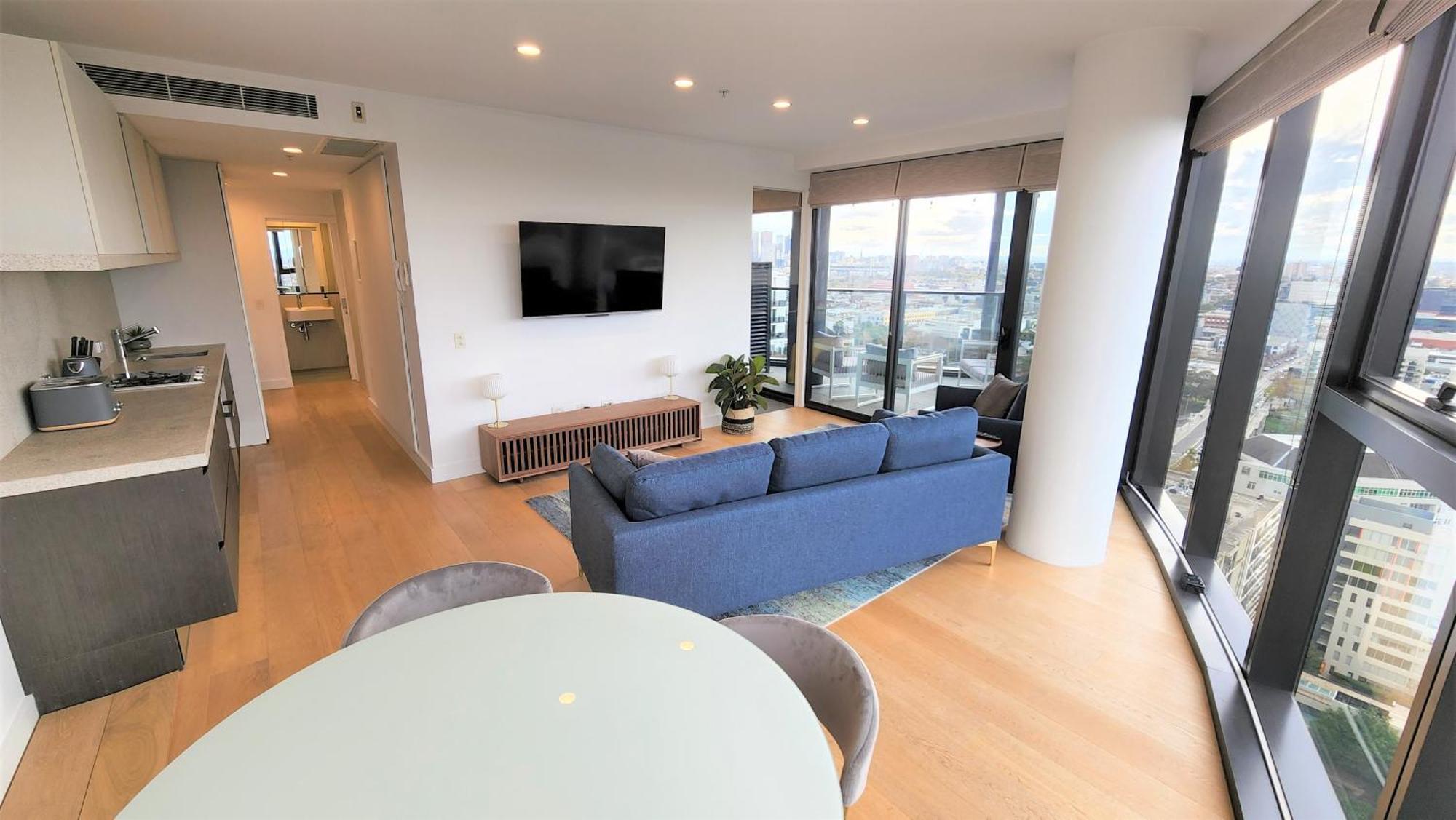 Apartment Sky-high South Yarra Luxury 2 Bed Sleeping Up To 4 Melbourne