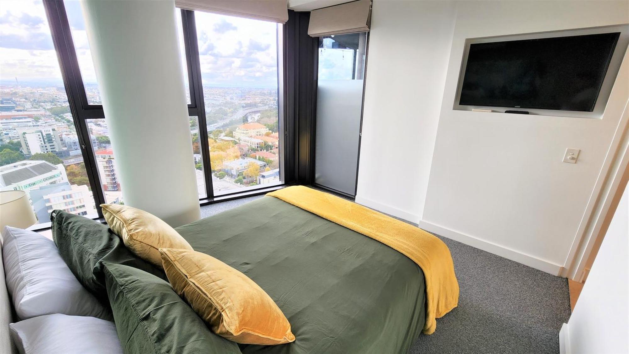 Apartment Sky-high South Yarra Luxury 2 Bed Sleeping Up To 4 Melbourne