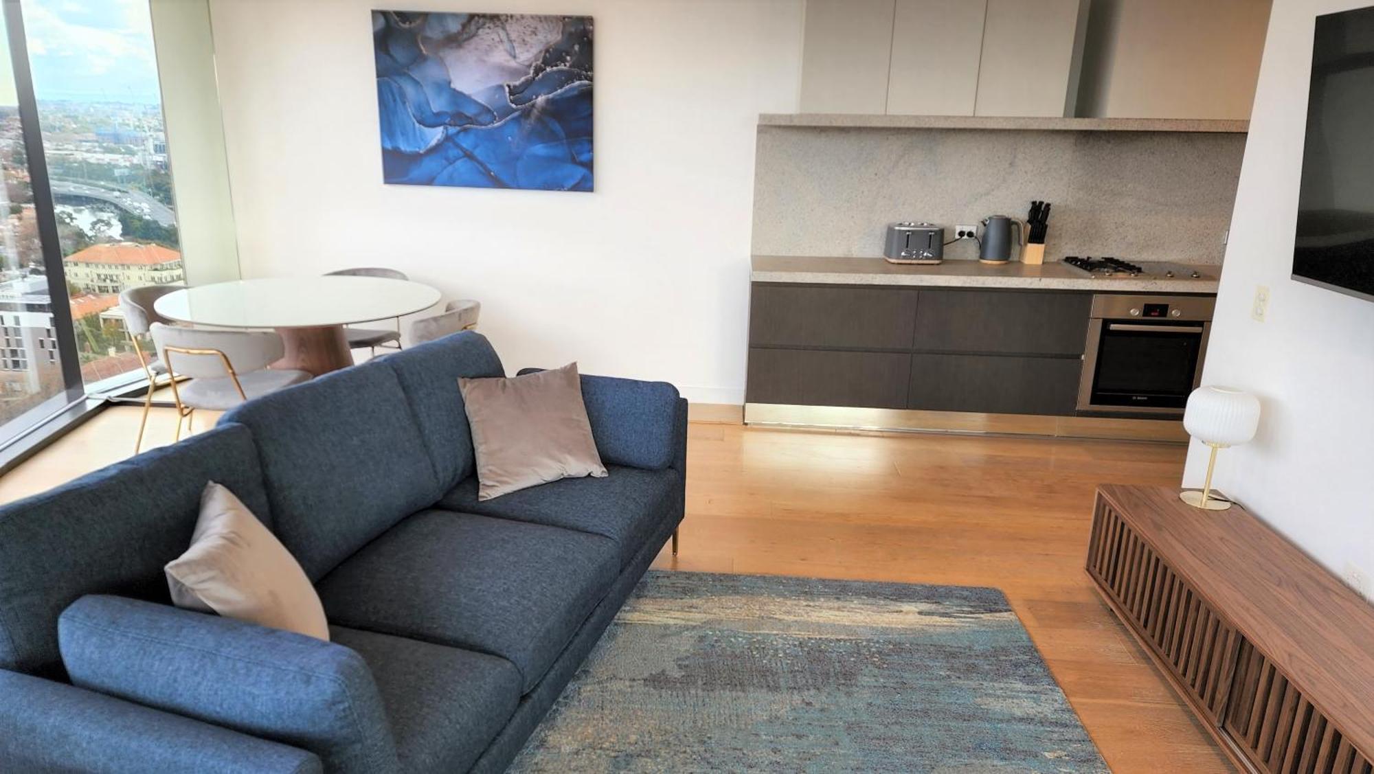 Sky-high South Yarra Luxury 2 Bed Sleeping Up To 4 Melbourne