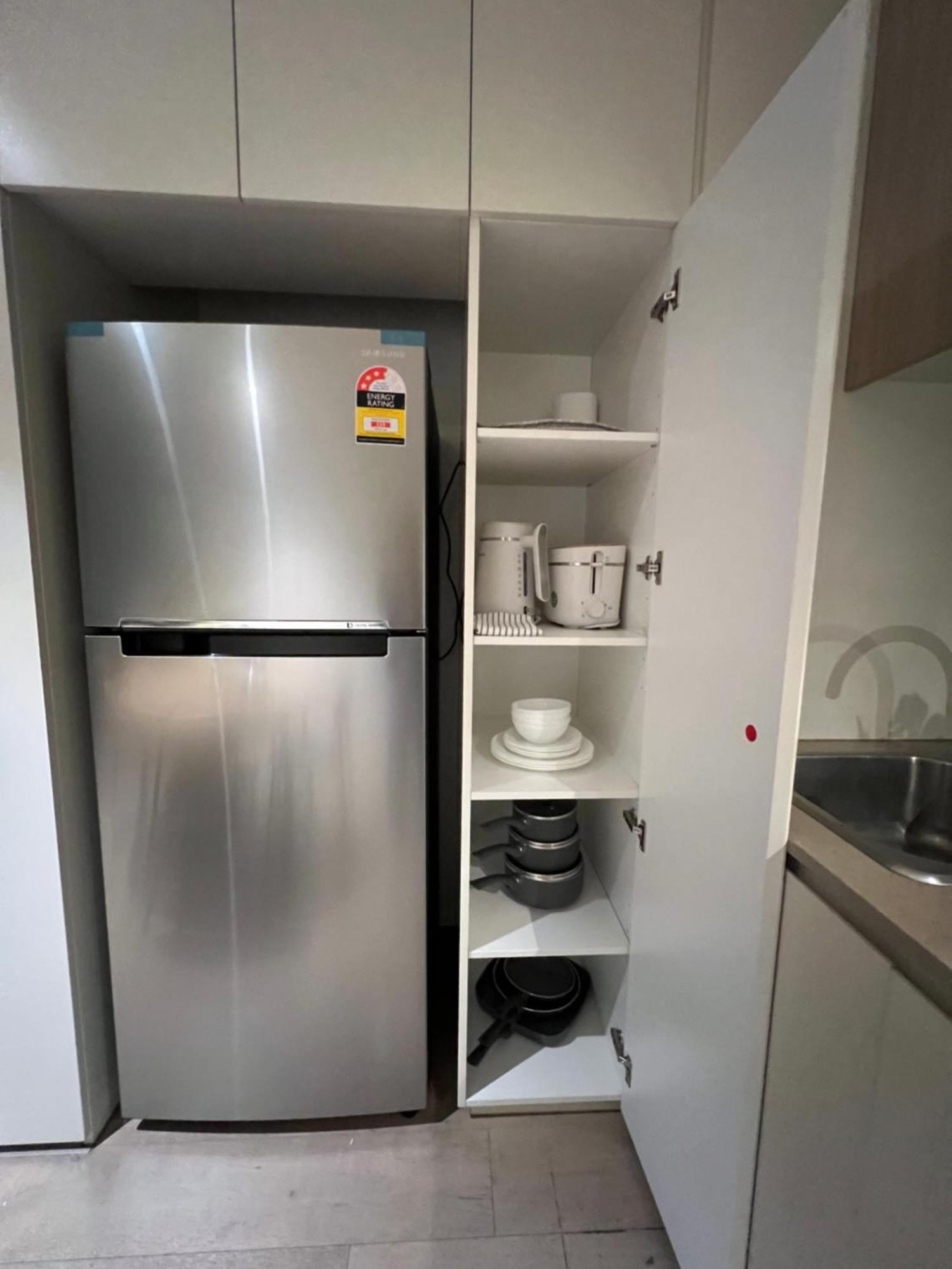 Apartment Free Parking Brand New 1br Waterfront Docklands Awesome View