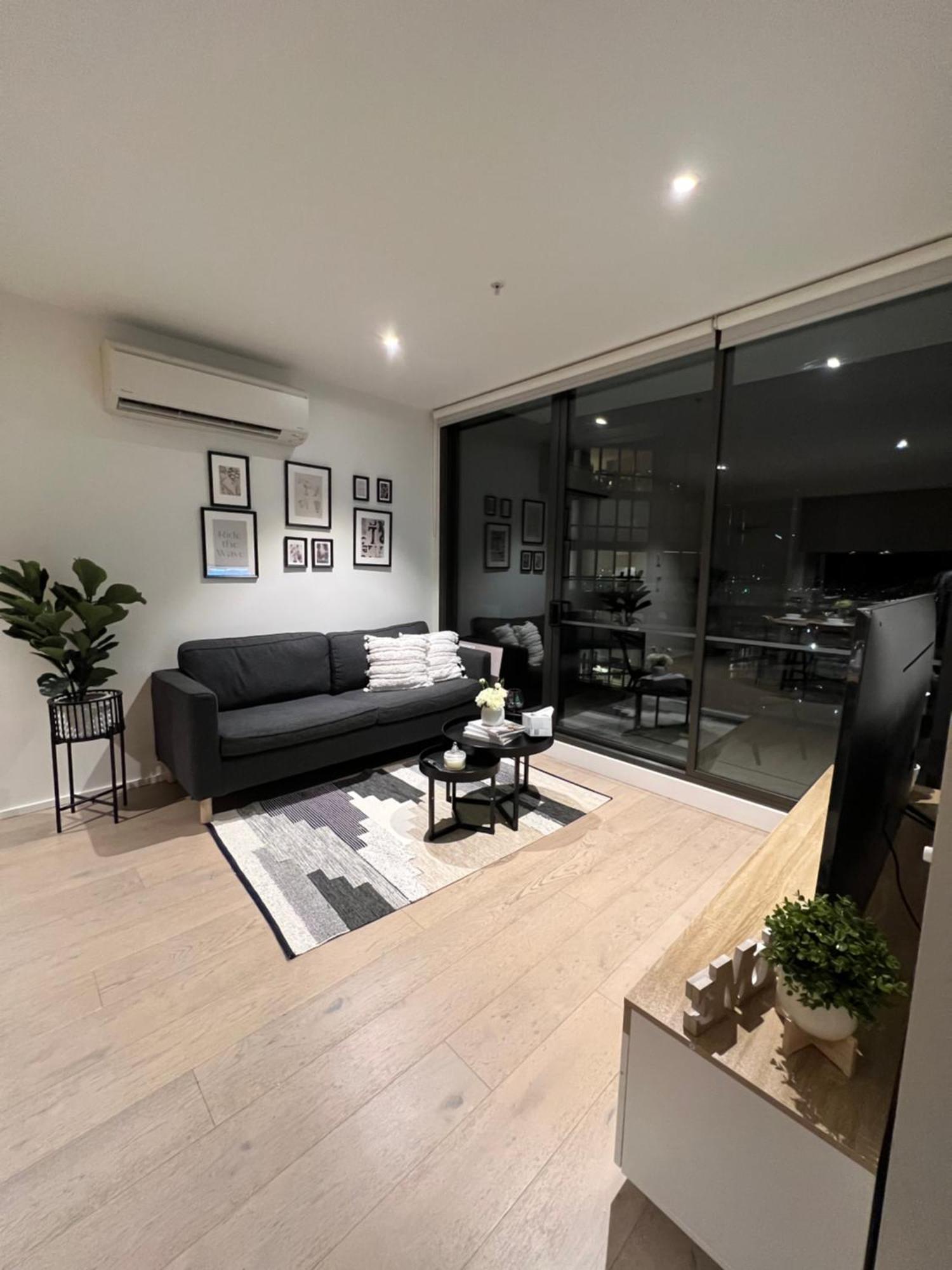 Free Parking Brand New 1br Waterfront Docklands Awesome View * Melbourne