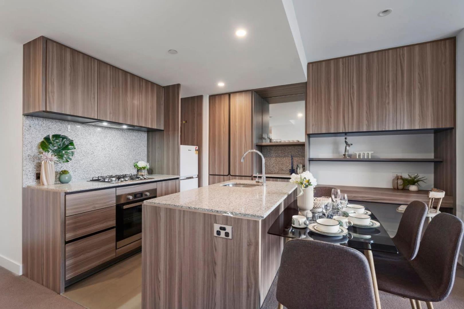 Stylish Urban Living In Carlton * Melbourne