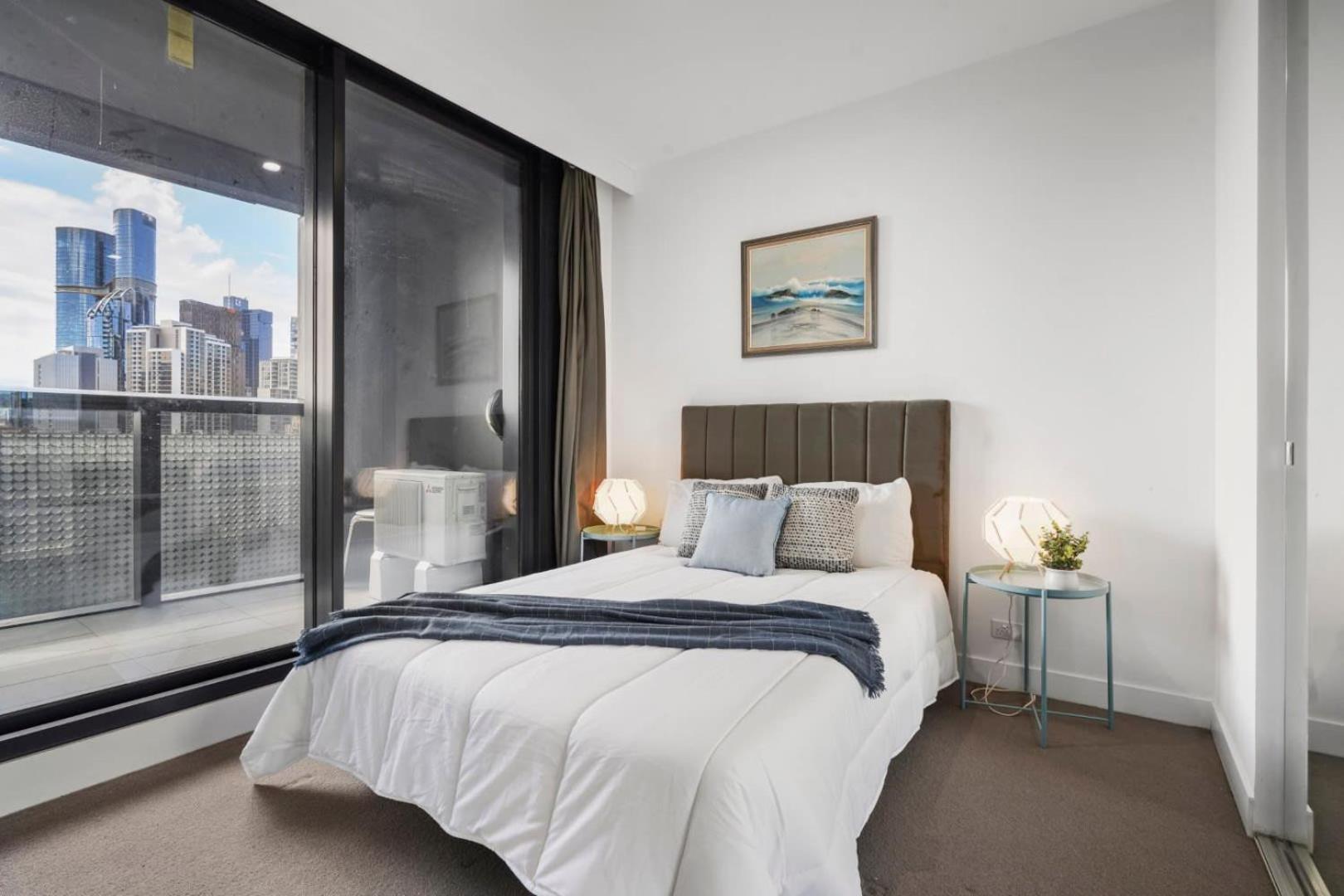 Stylish Urban Living In Carlton Apartment Melbourne
