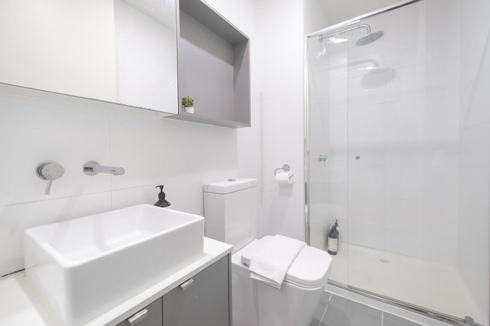 Stylish 1br In The Heart Of Mel Cbd Apartment Melbourne