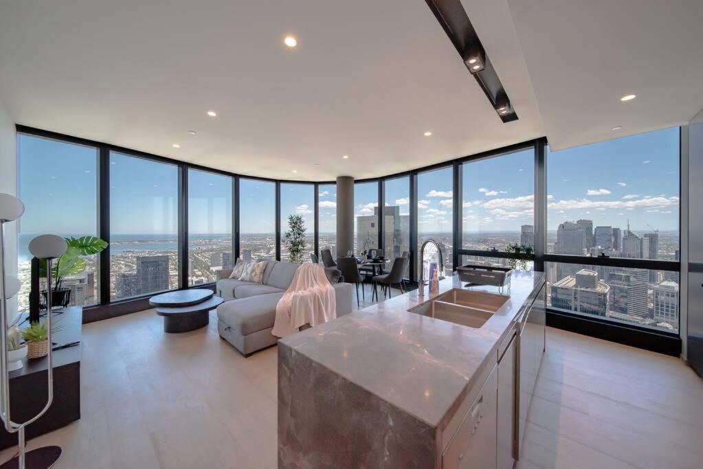 Apartment 3bbr With Fantastic Cbd View Tf7507new Melbourne