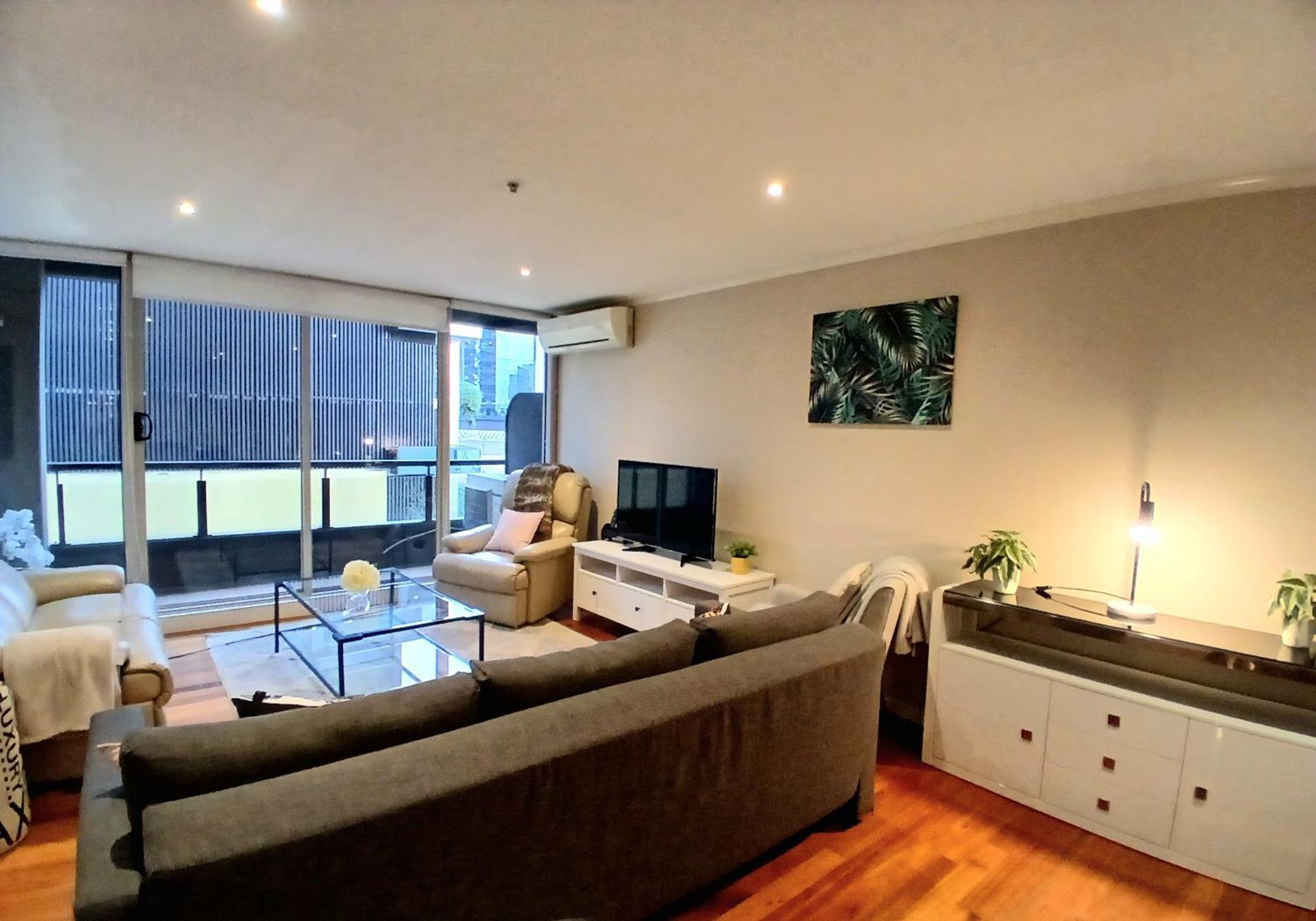 Apartment Readyset At Southbank Melbourne