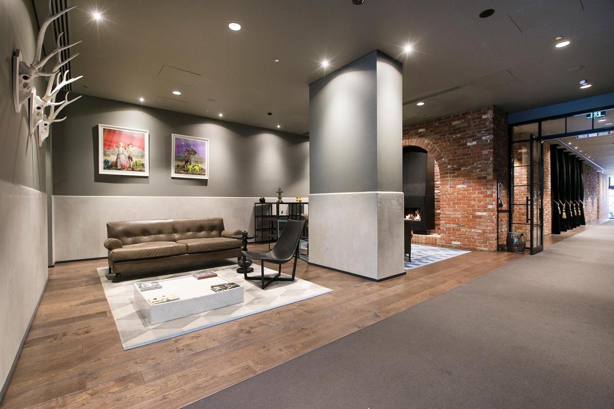 Apartment Complete Host Wrap Melbourne