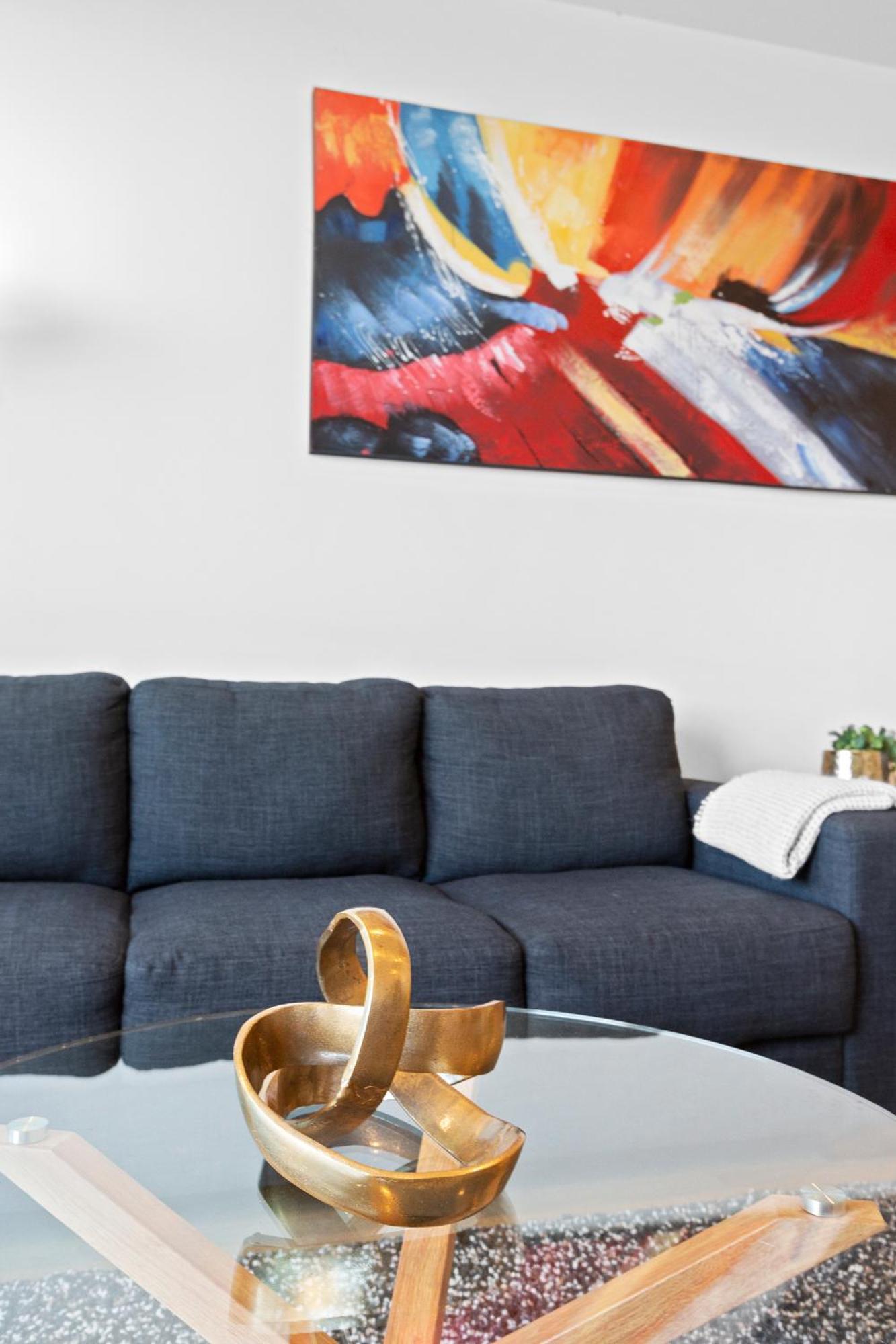 Complete Host Park View St Kilda *