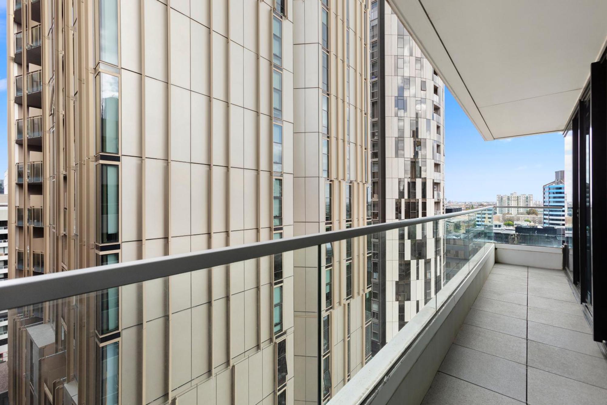 Complete Host Sunday Apartment Melbourne
