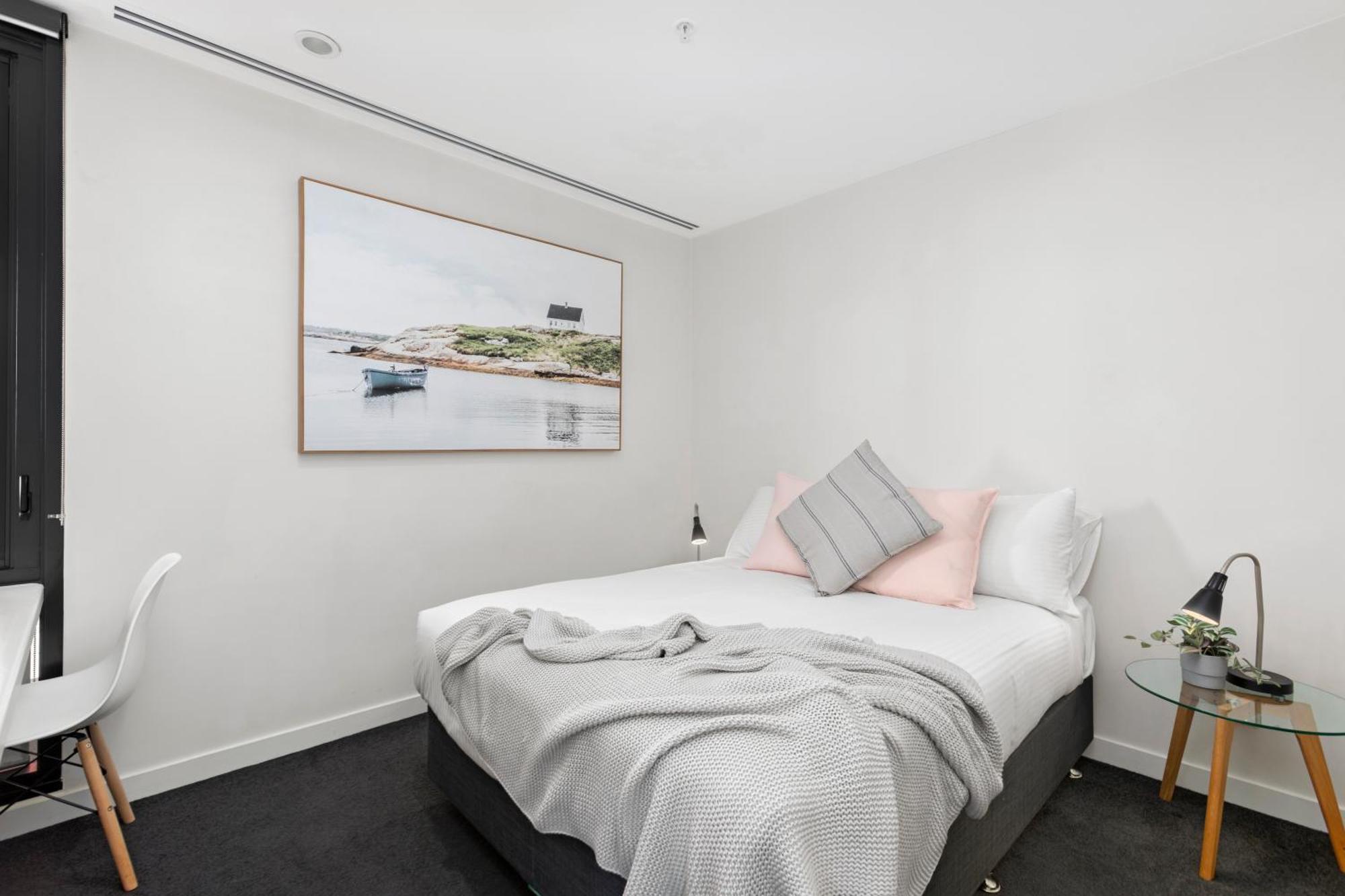 Complete Host Sunday * Melbourne