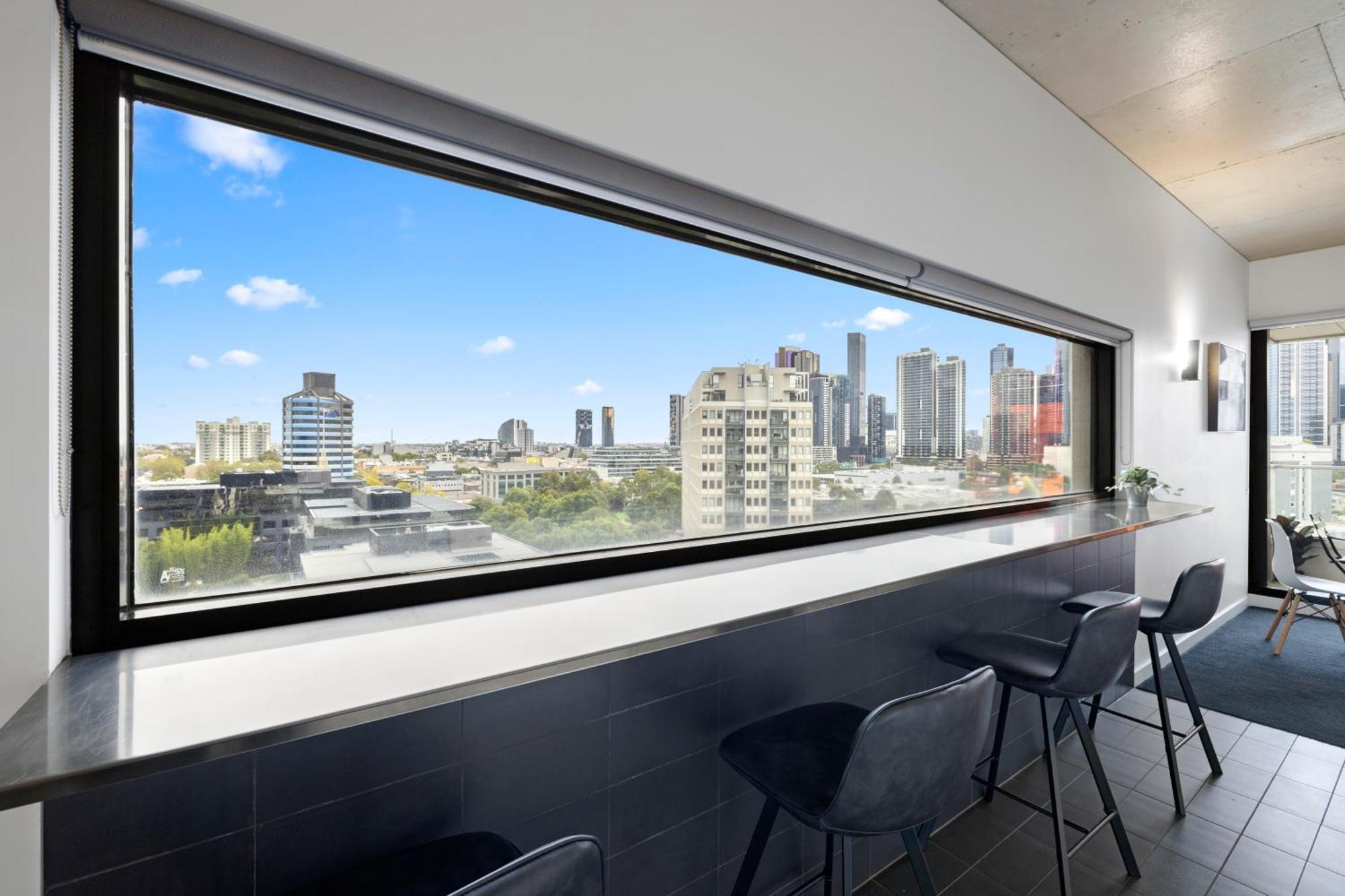 Complete Host Sunday Apartment Melbourne