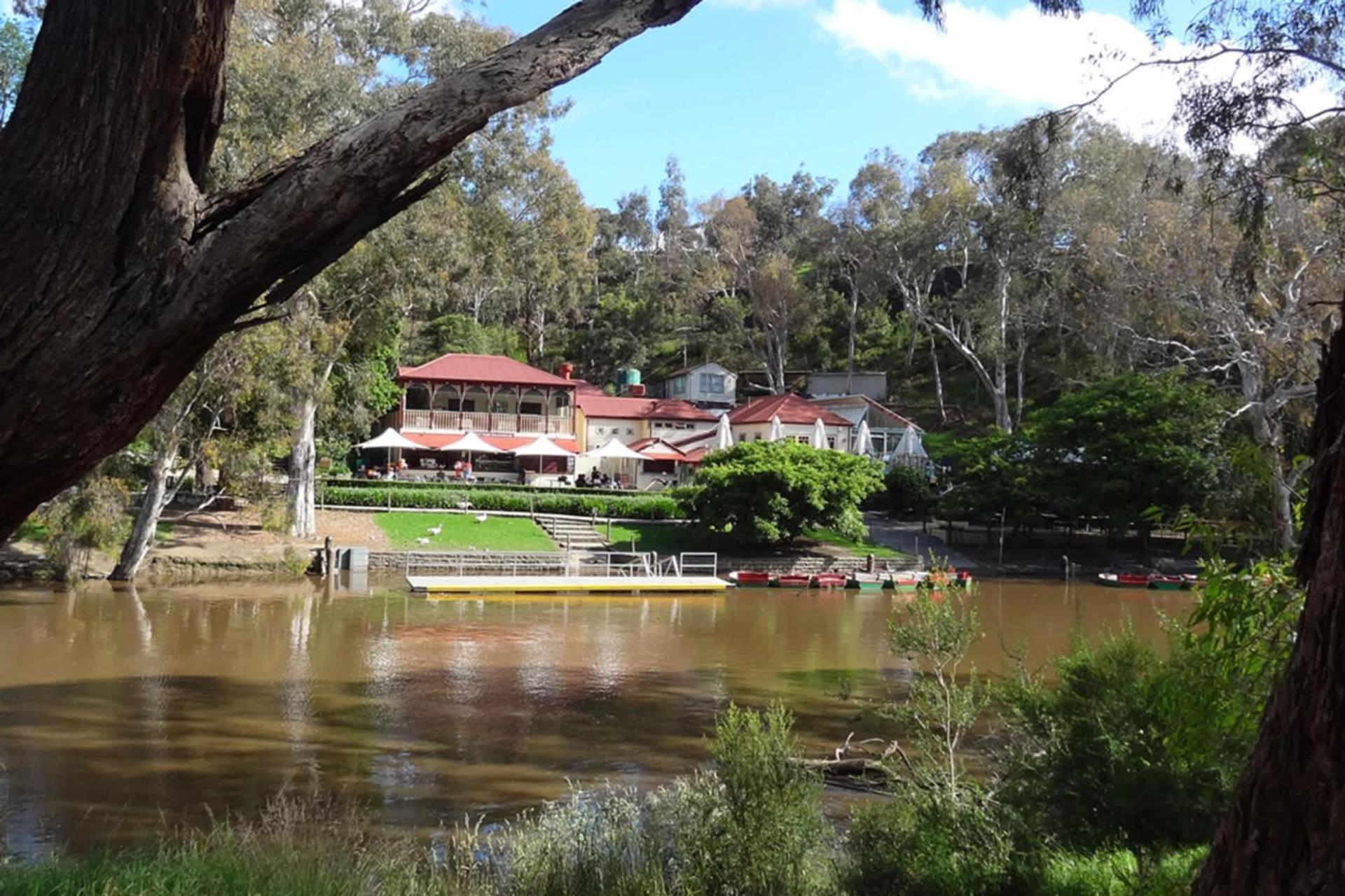 Apartment A Cozy 2br Next To The Yarra River