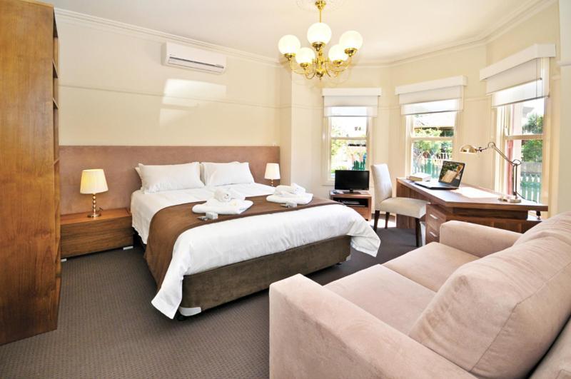 4c- Executive In Premium Shared * Melbourne