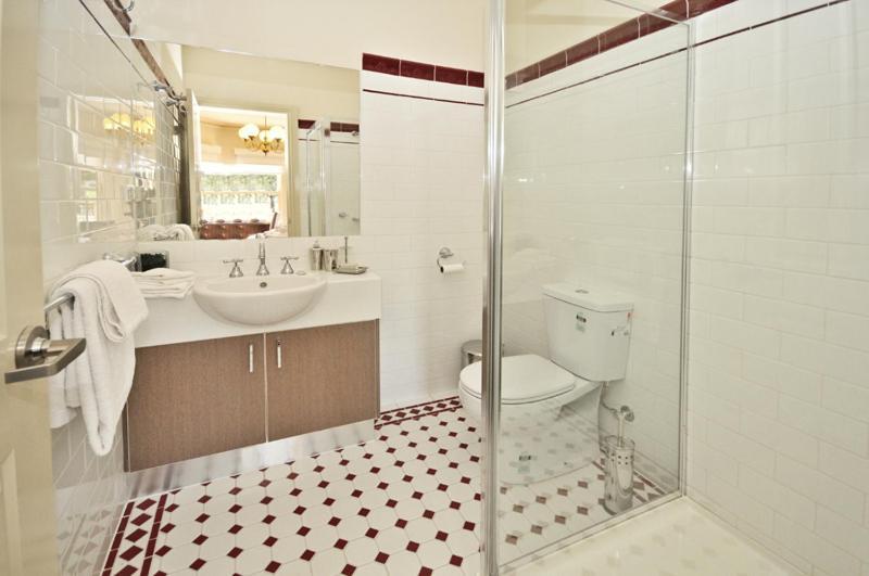 4c- Executive In Premium Shared Guest house