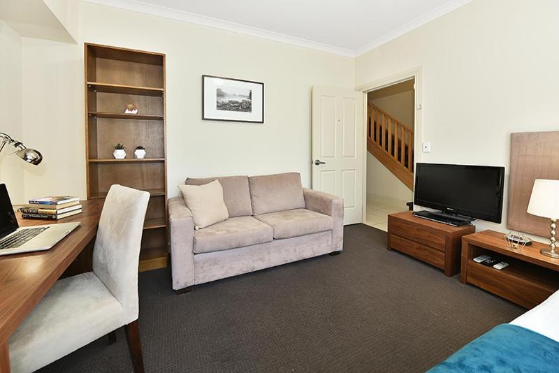 4c- Executive In Premium Shared Guest house Melbourne