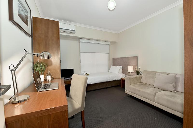 Guest house 4c- Executive In Premium Shared Melbourne