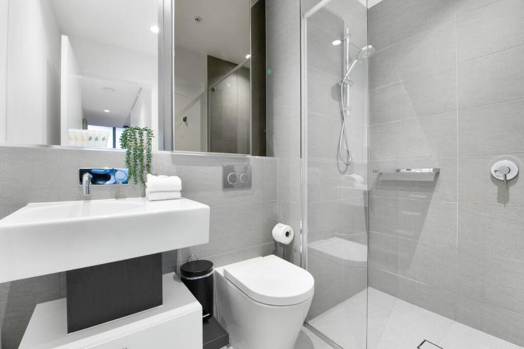 Apartment Harry-wsp Jawdropview 3b2b W Parking Near Skybus Melbourne