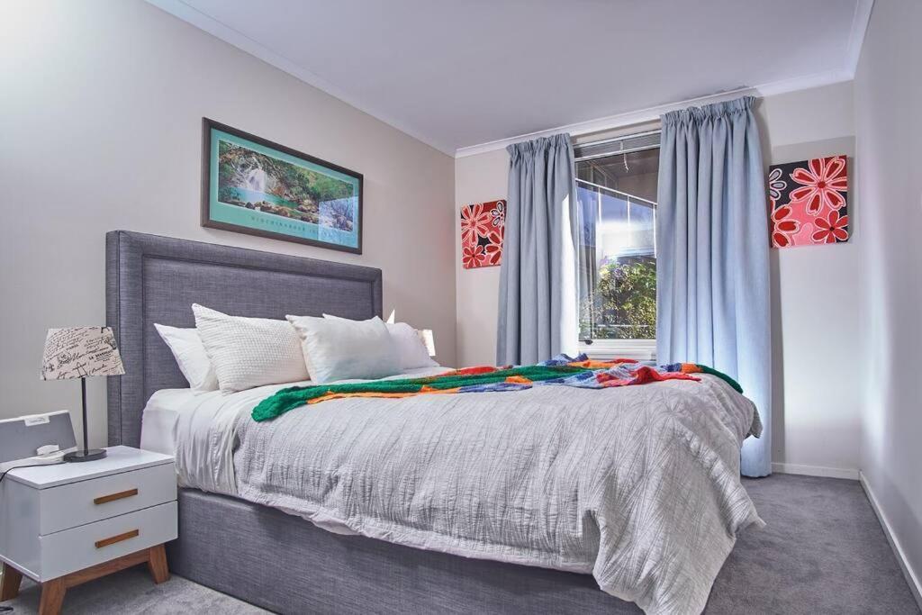 1br Eco With Tennis Court And Carpark