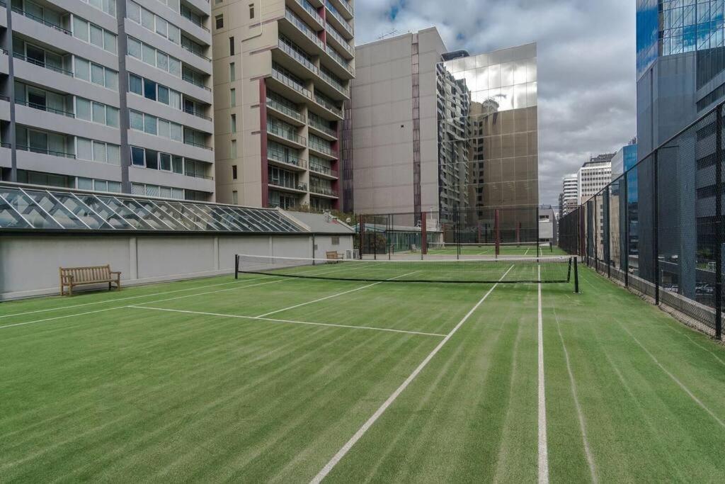 1br Eco With Tennis Court And Carpark * Melbourne