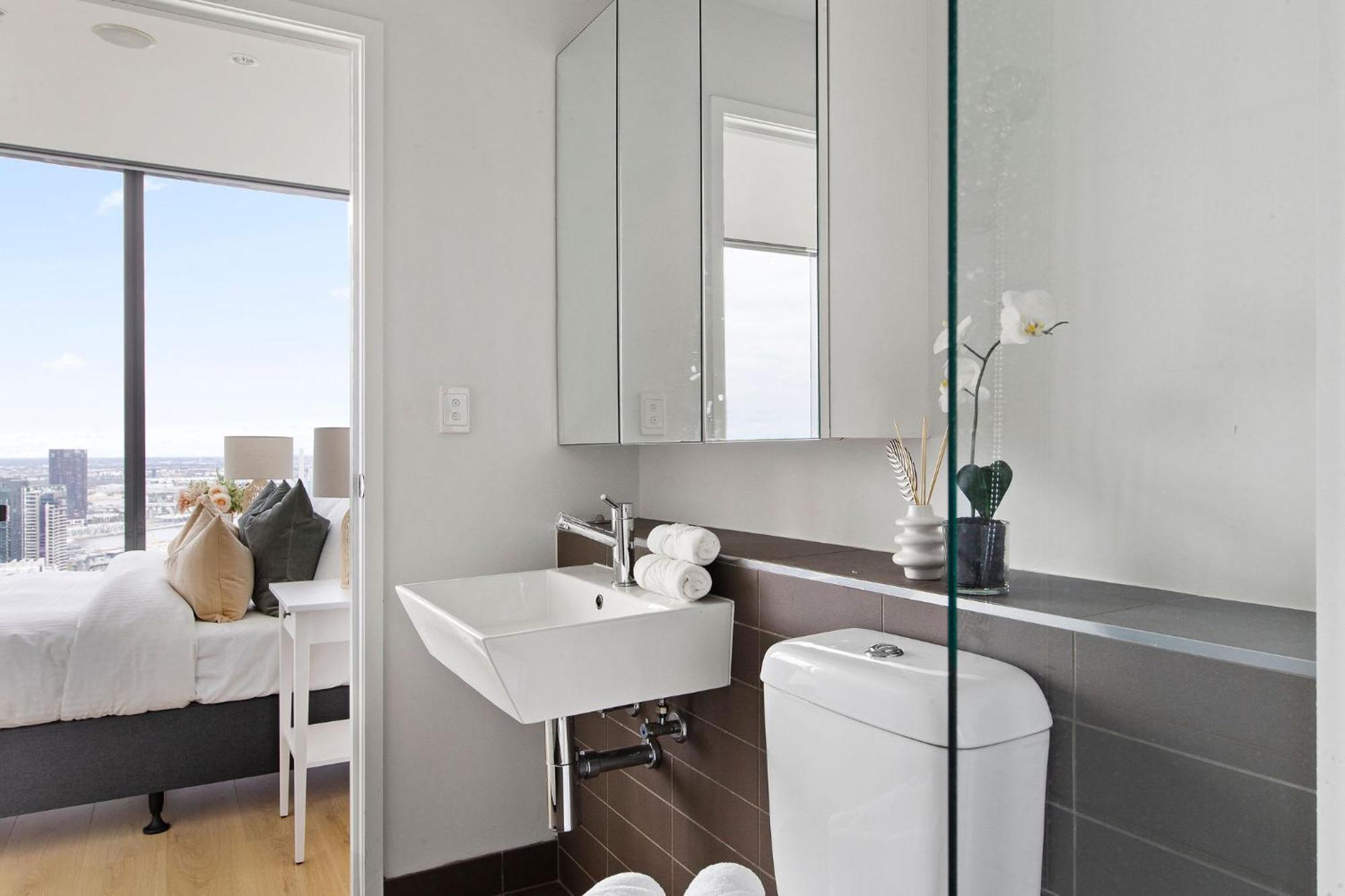 A Cozy 2br With Harbour Views Free Parking Melbourne