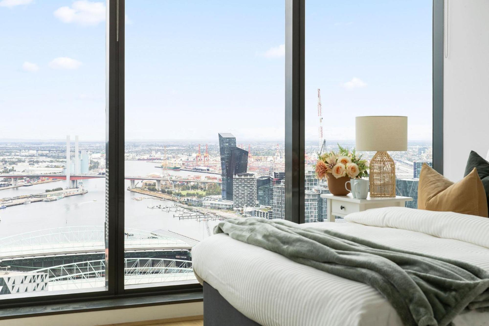 A Cozy 2br With Harbour Views Free Parking Apartment