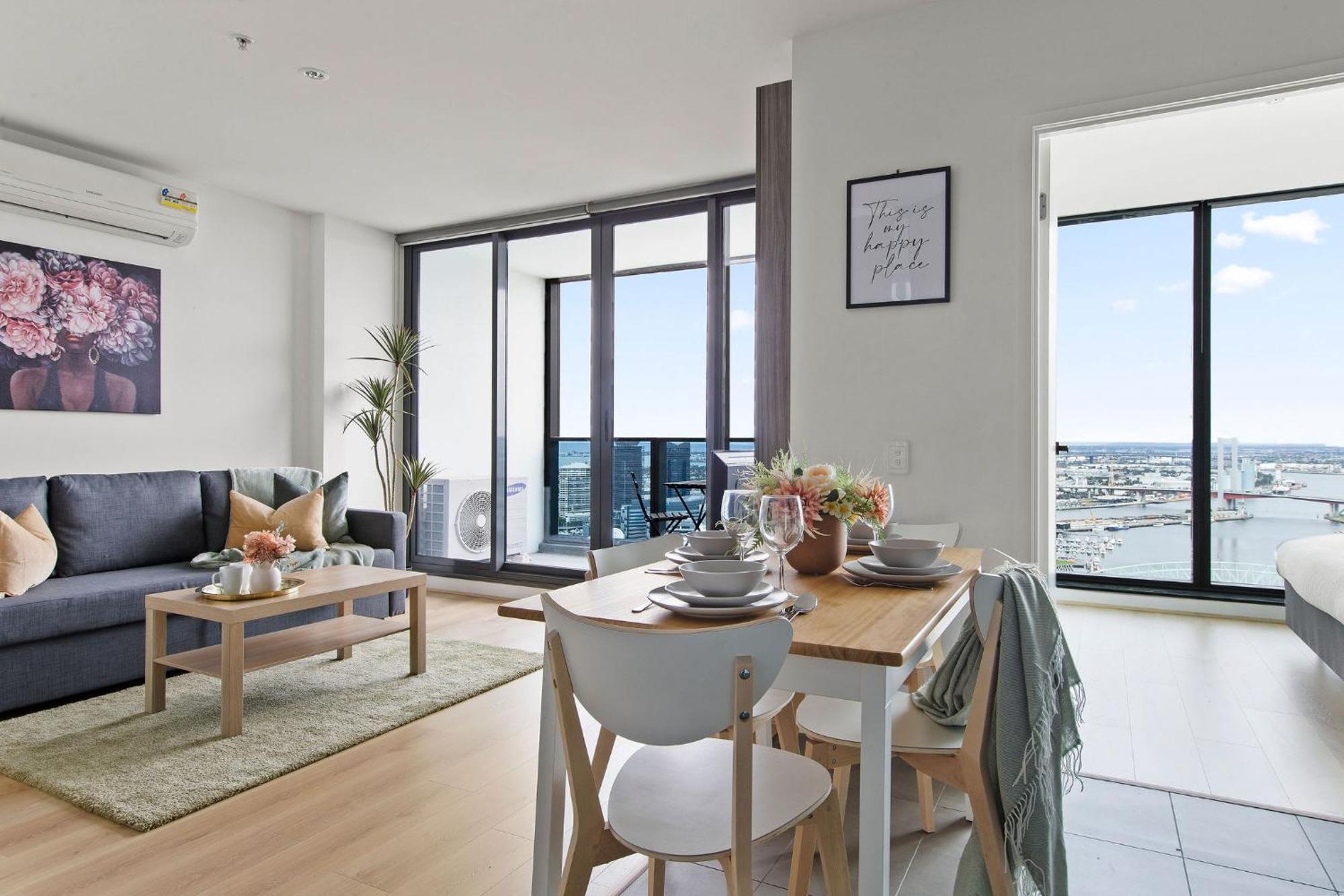 A Cozy 2br With Harbour Views Free Parking Apartment Melbourne