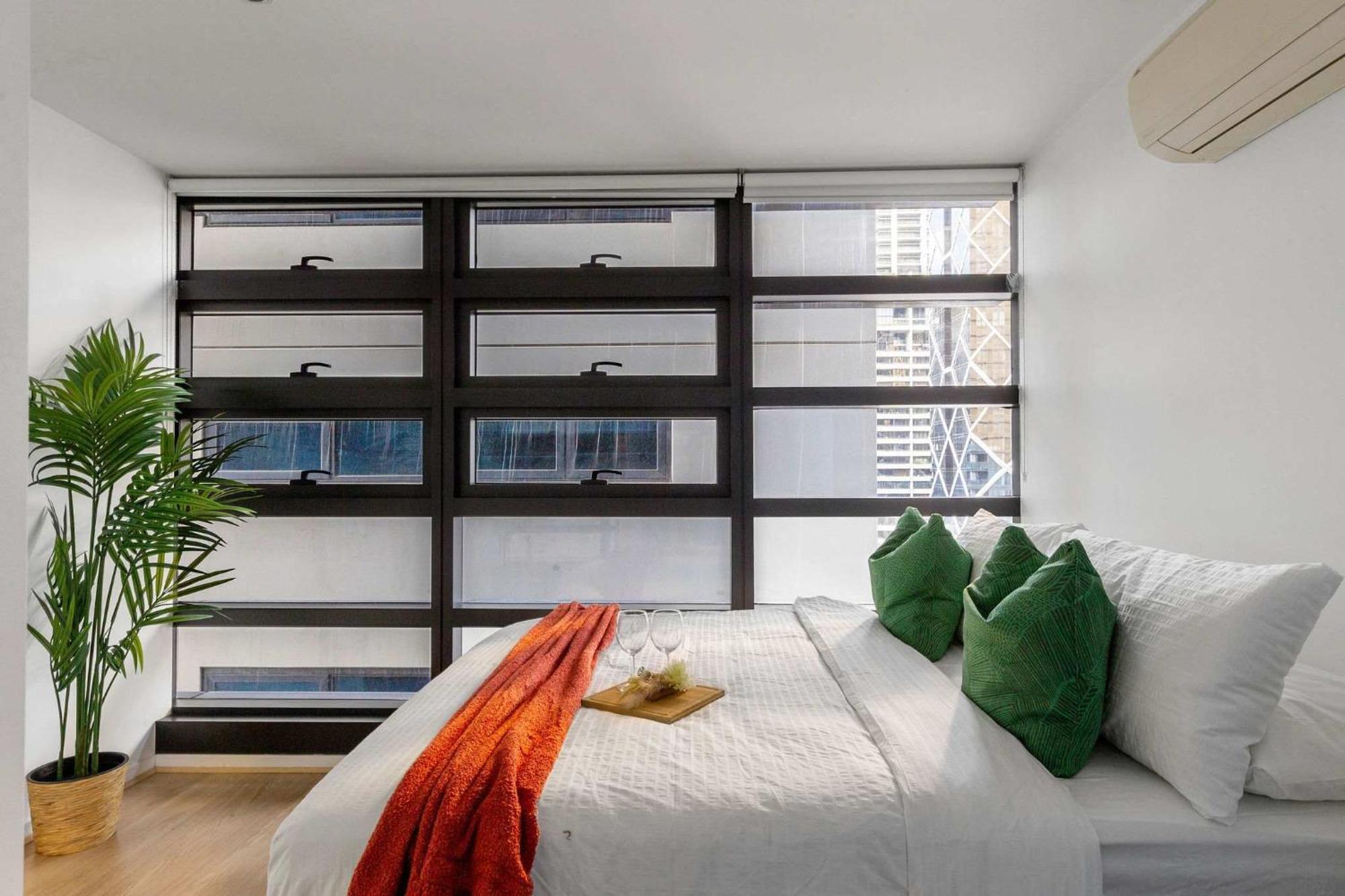 Apartment 2br Next To With Views