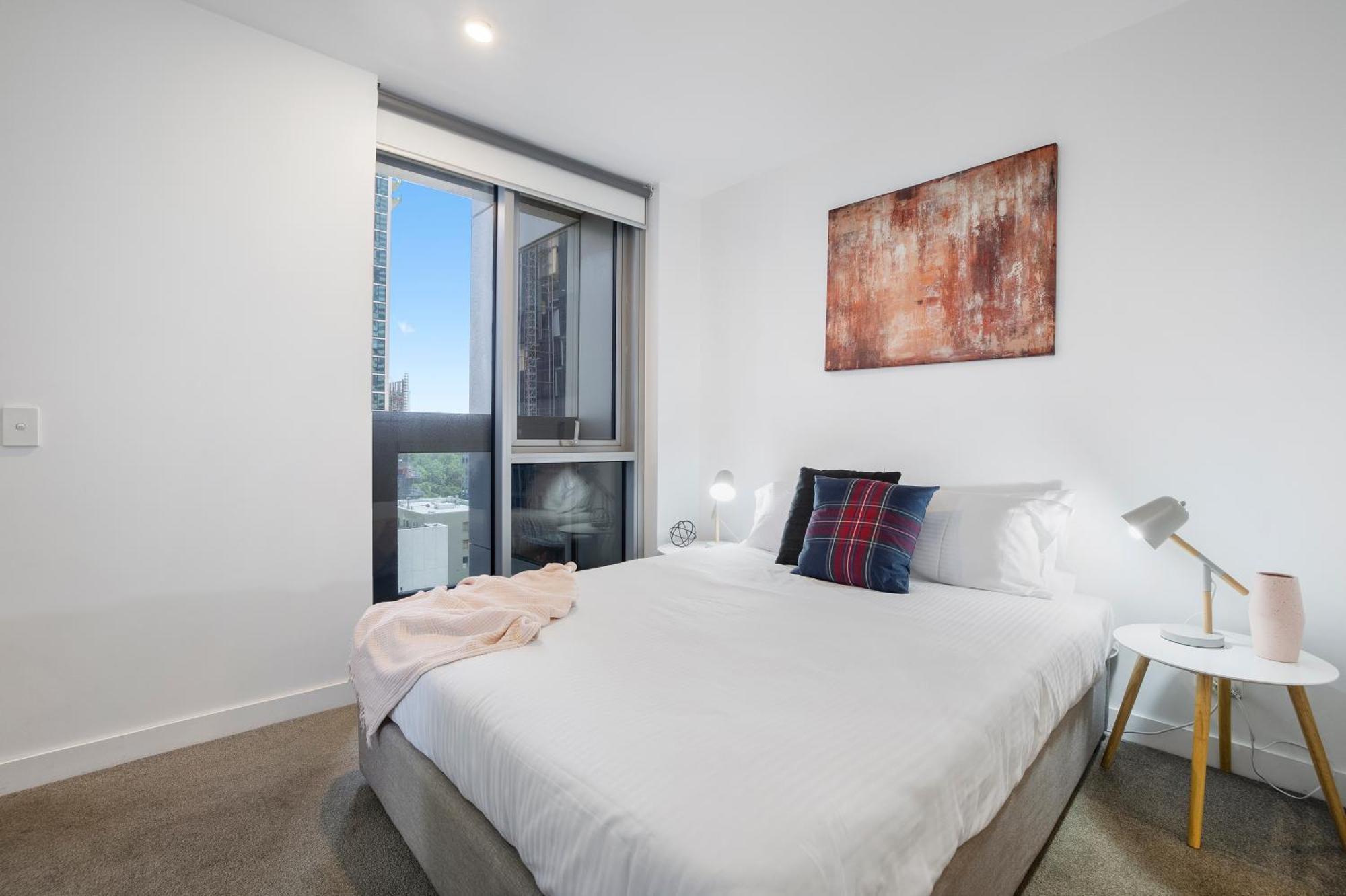 Complete Host The Fifth Apartment Melbourne
