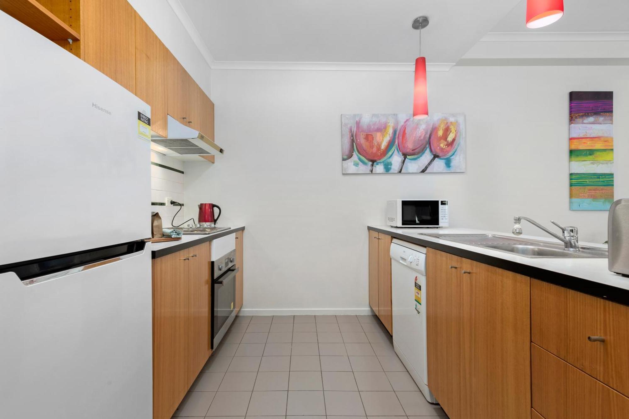 Complete Host Dodds St Apartment