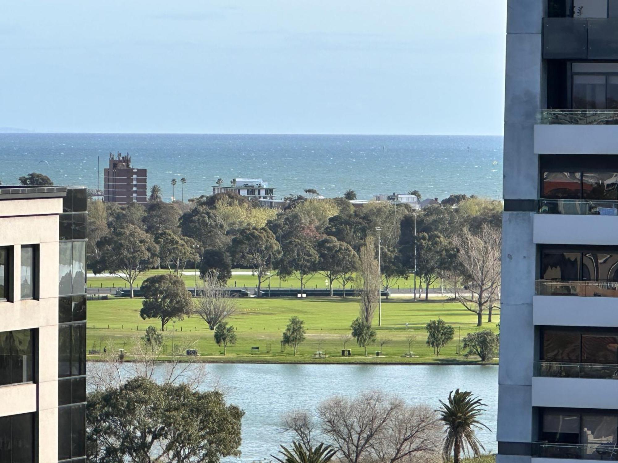Royal Executive Living Grand Bayview Corporate Residency Apartamento