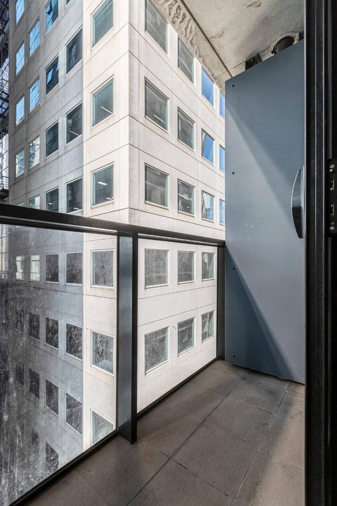 Charm Small Retreat In Apartment