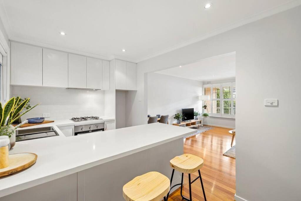 Apartment Brighton Beachside Escape *