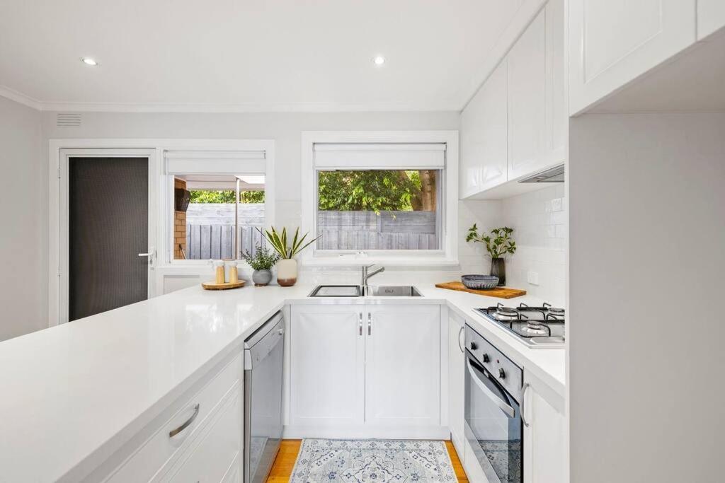 Brighton Beachside Escape Apartment Melbourne