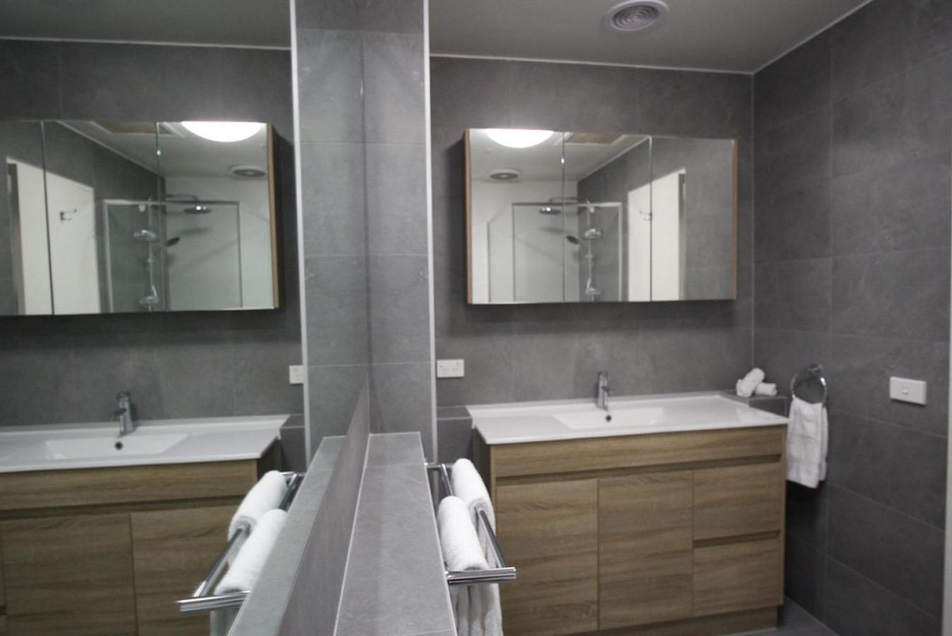 Charming 2-bedroom, In Inner Apartment Melbourne