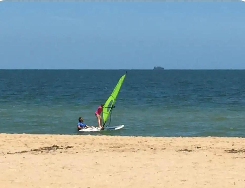 St Kilda Close To * Melbourne