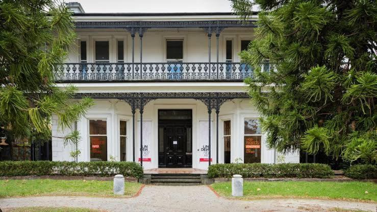 St Kilda Close To Apartment