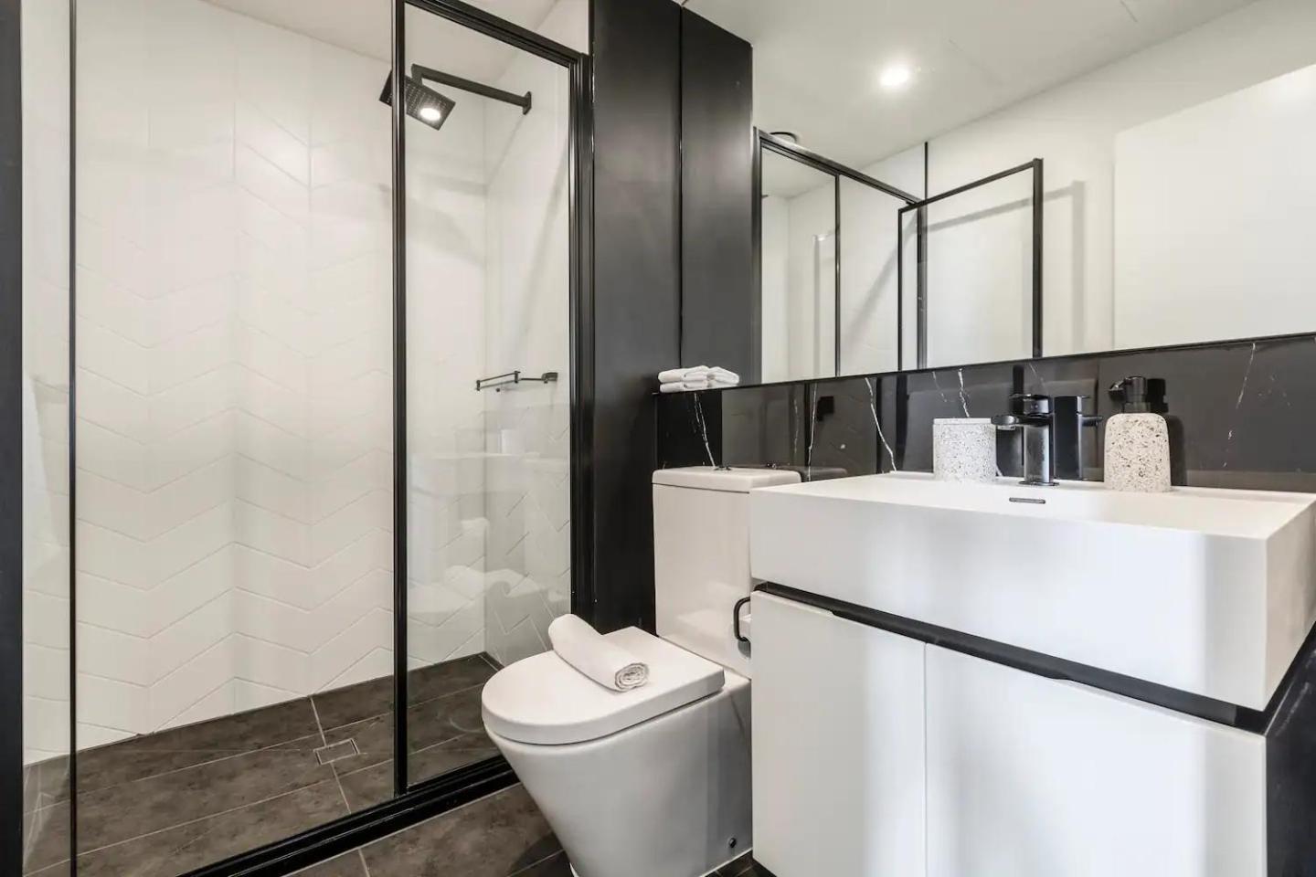Industrial Glam In Melbourne's Coolest Suburb