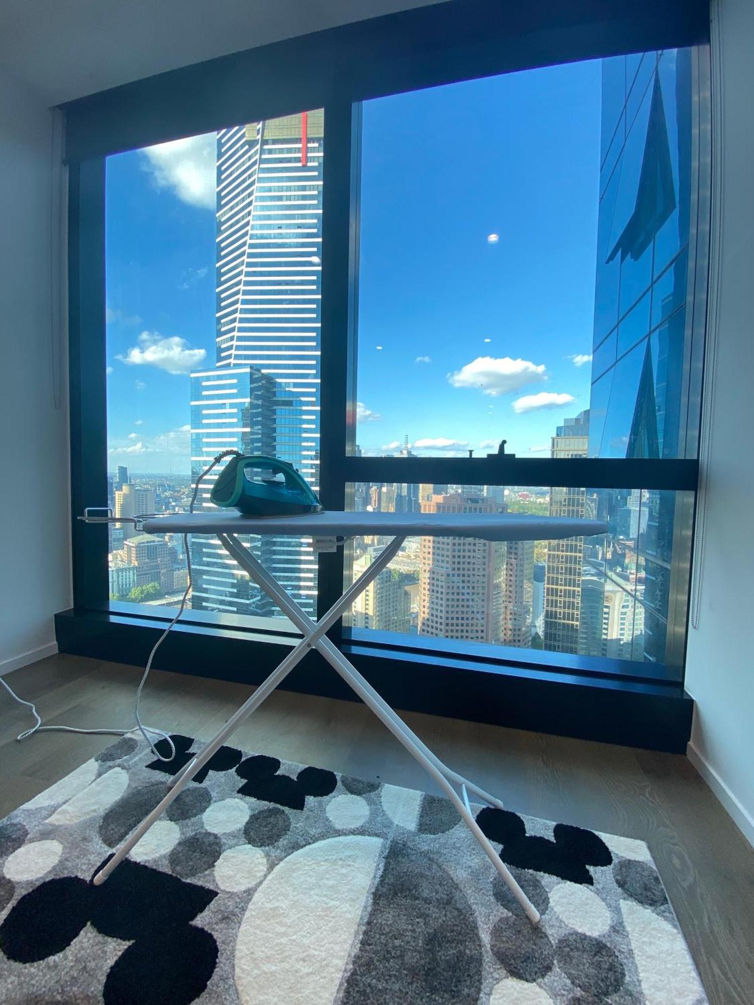 Apartment Aus108 - 1b1b With Breathtaking Views Melbourne