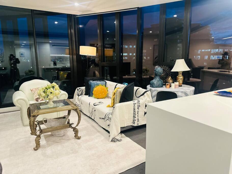 Apartamento Royal Executive Living Grand Bayview Corporate Residency Melbourne