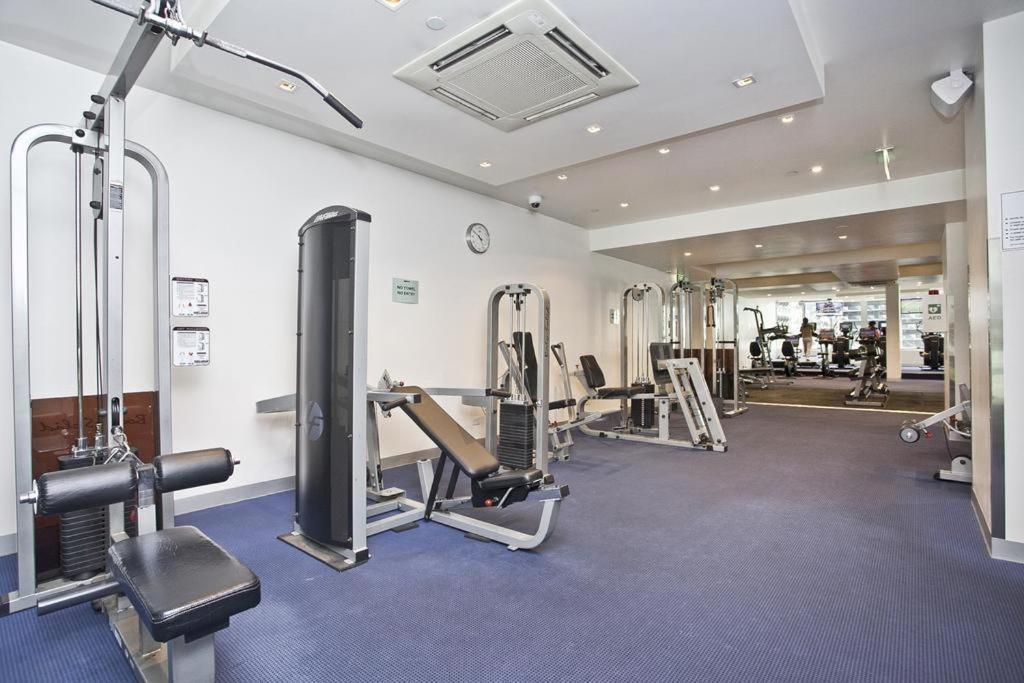 Apartamento Serene Two Bedroom In Cbd With Free Parking Melbourne